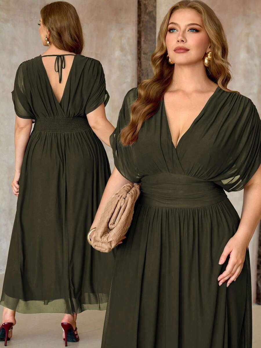 thumbnail image 7 of Plus Size Green V-Neck Short Sleeve Pleated A-Line Maxi Dress with Elastic, 7 of 7